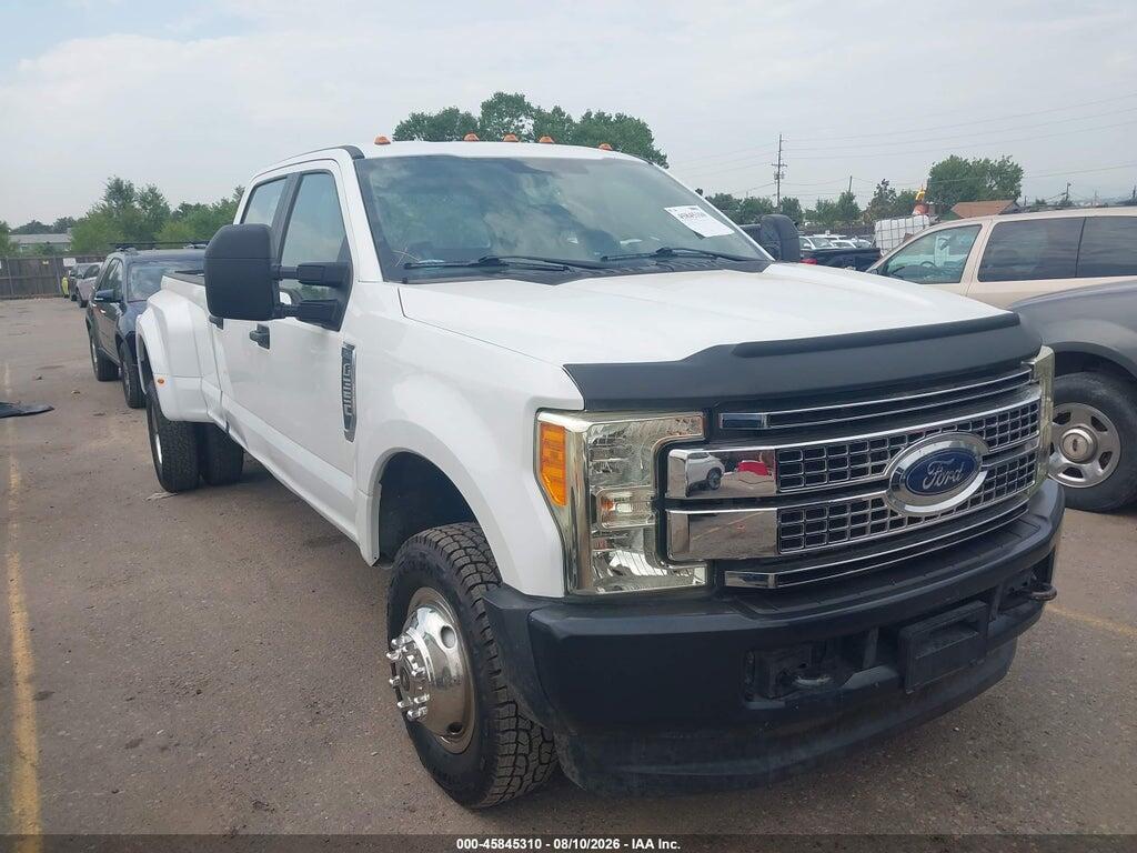 1FDWW3D64KEG56499 2019 FORD F-350 CREW CAB photo no. 1