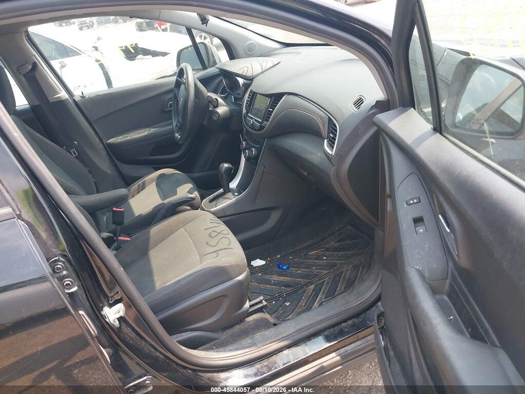 3GNCJKSB4KL154051 2019 CHEVROLET TRAX photo no. 5