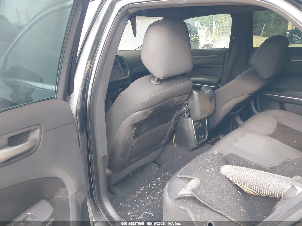 2C3CCAAG8KH601696 2019 CHRYSLER 300 photo no. 8
