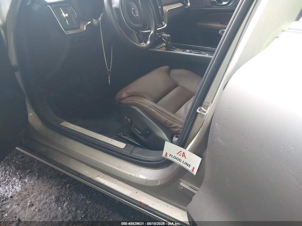 7JR102FL3KG006520 2019 VOLVO S60 photo no. 6
