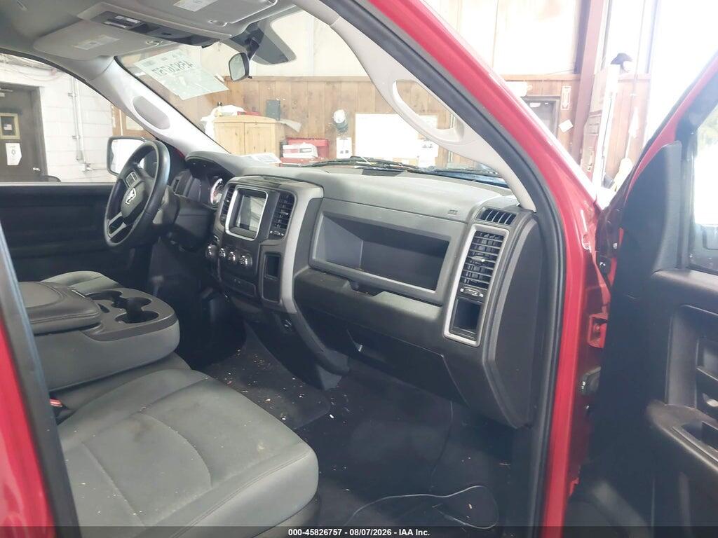 1C6RR7FG4KS577705 2019 RAM 1500 CLASSIC photo no. 5