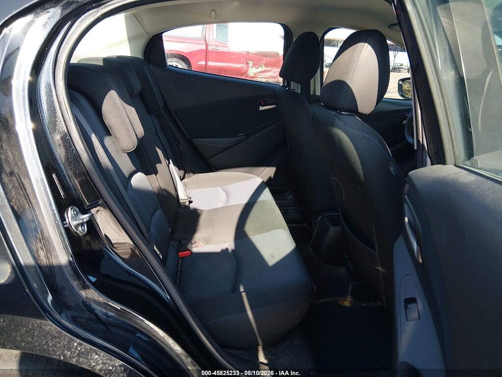 3MYDLBYV7KY511512 2019 TOYOTA YARIS photo no. 8
