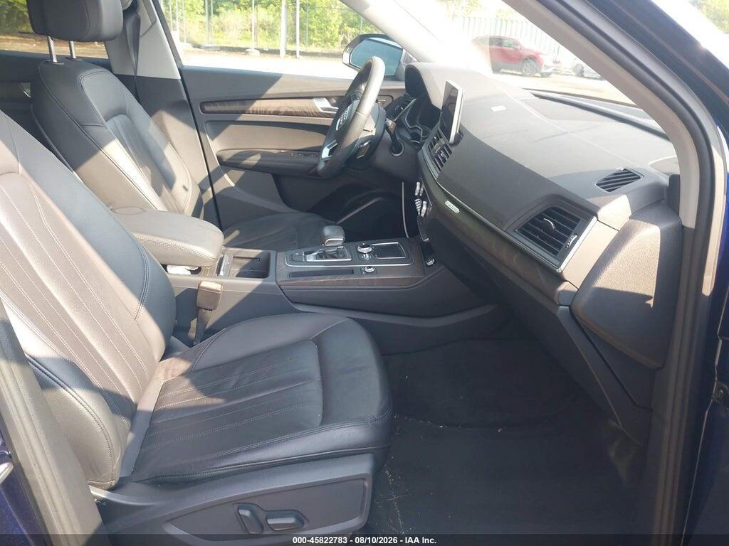 WA1BNAFY5K2018363 2019 AUDI Q5 photo no. 5