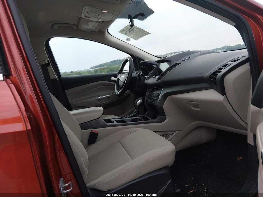 1FMCU0GD3KUC53296 2019 FORD ESCAPE photo no. 5