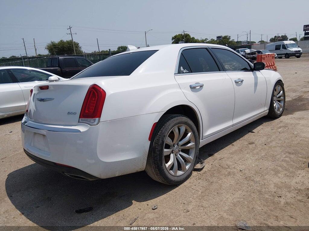 2C3CCAEG3KH585790 2019 CHRYSLER 300 photo no. 4