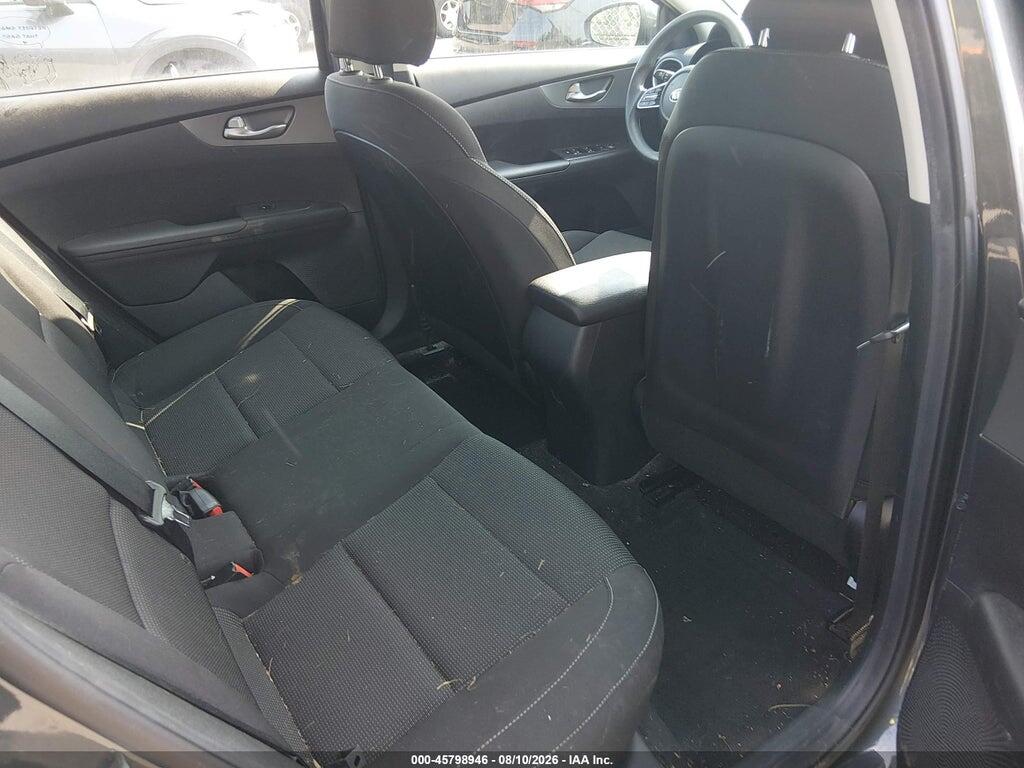 3KPF24AD4KE129043 2019 KIA FORTE photo no. 8