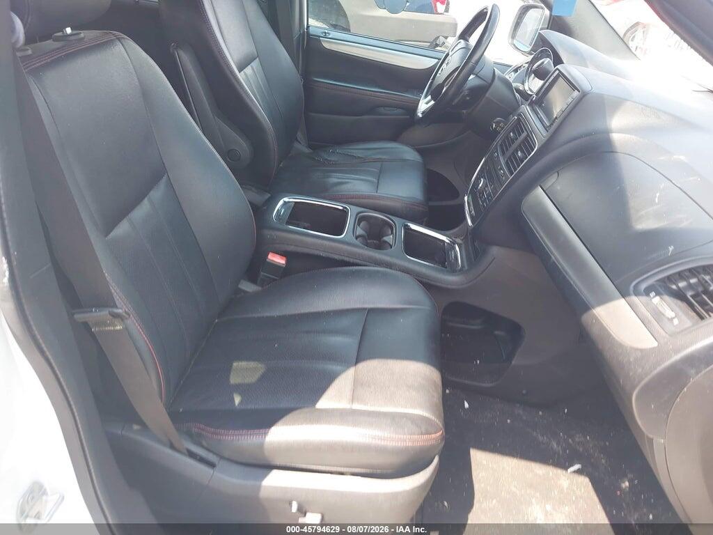 2C4RDGEGXKR622883 2019 DODGE GRAND CARAVAN photo no. 5