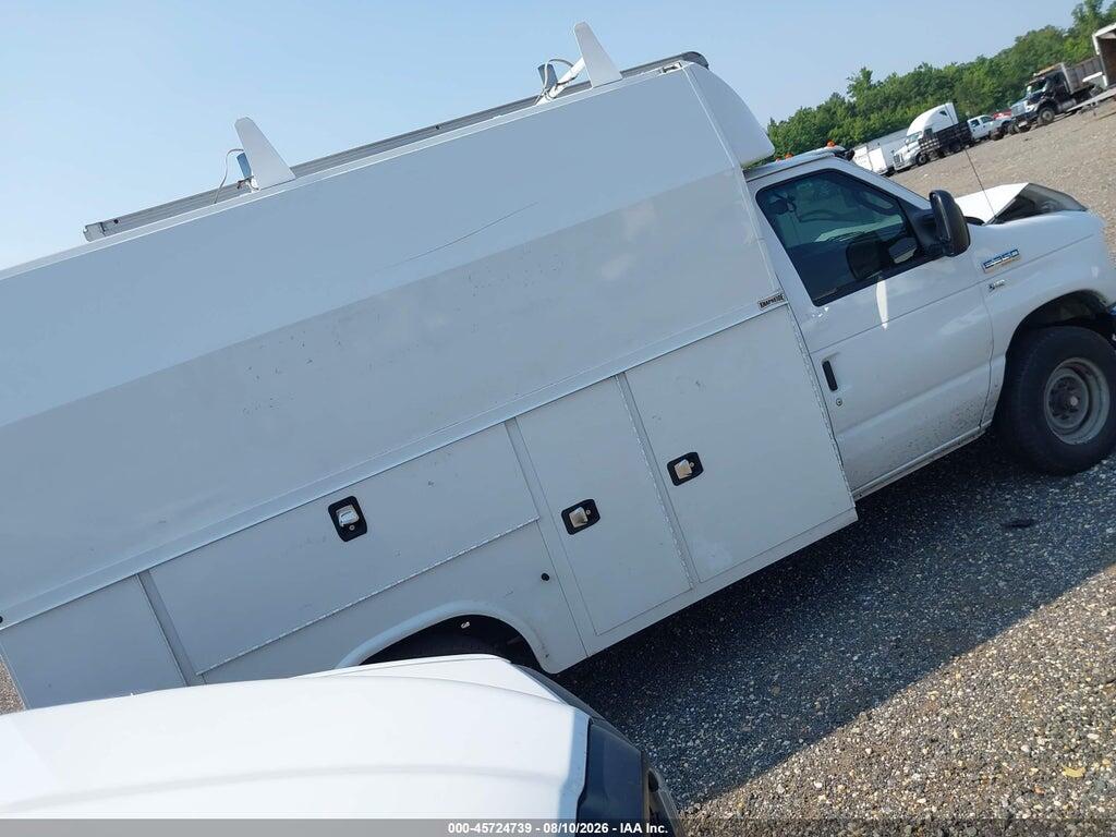 1FDWE3F66KDC06228 2019 FORD E-350 CUTAWAY photo no. 4