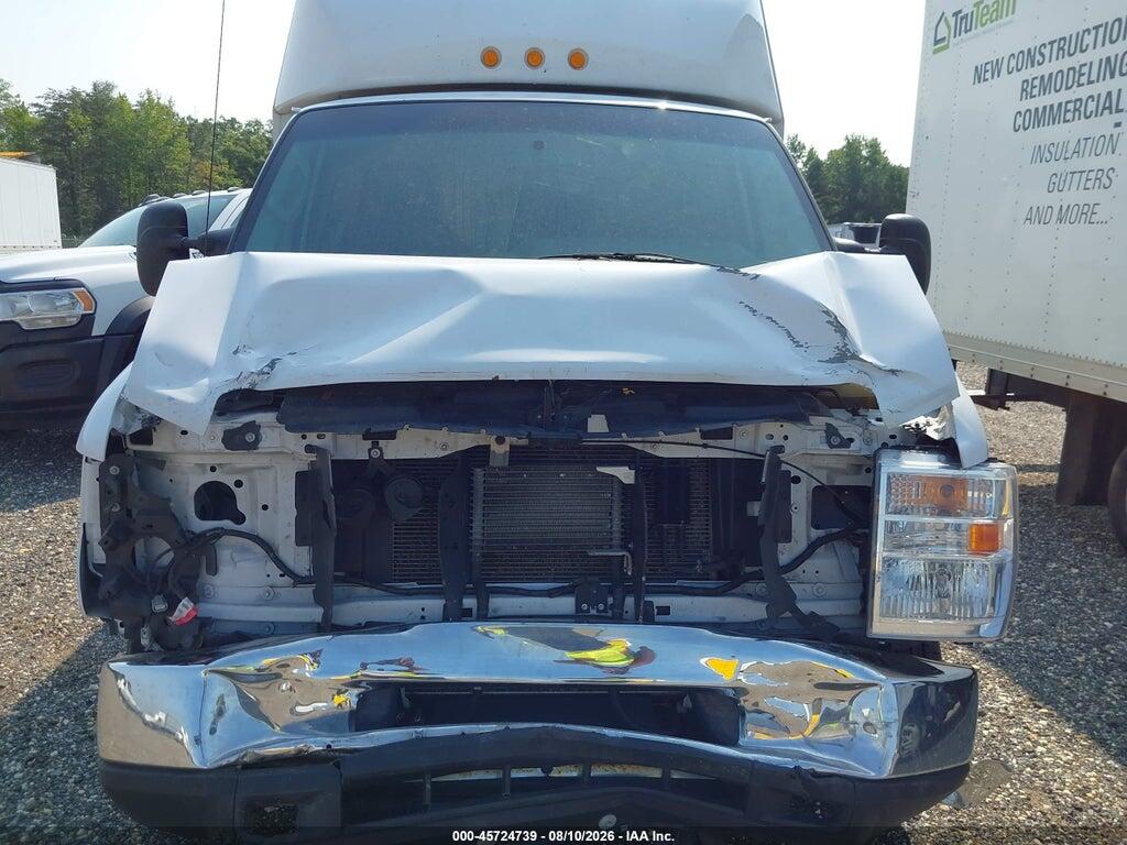 1FDWE3F66KDC06228 2019 FORD E-350 CUTAWAY photo no. 9