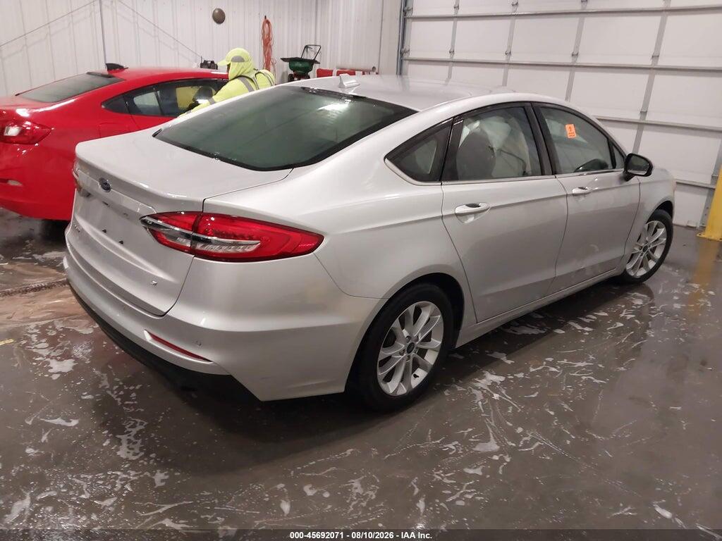 3FA6P0HDXKR203872 2019 FORD FUSION photo no. 4