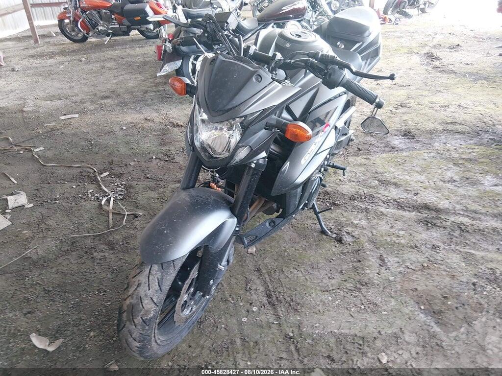 JS1C533B6L7100283 2020 SUZUKI GSX-S750 photo no. 2