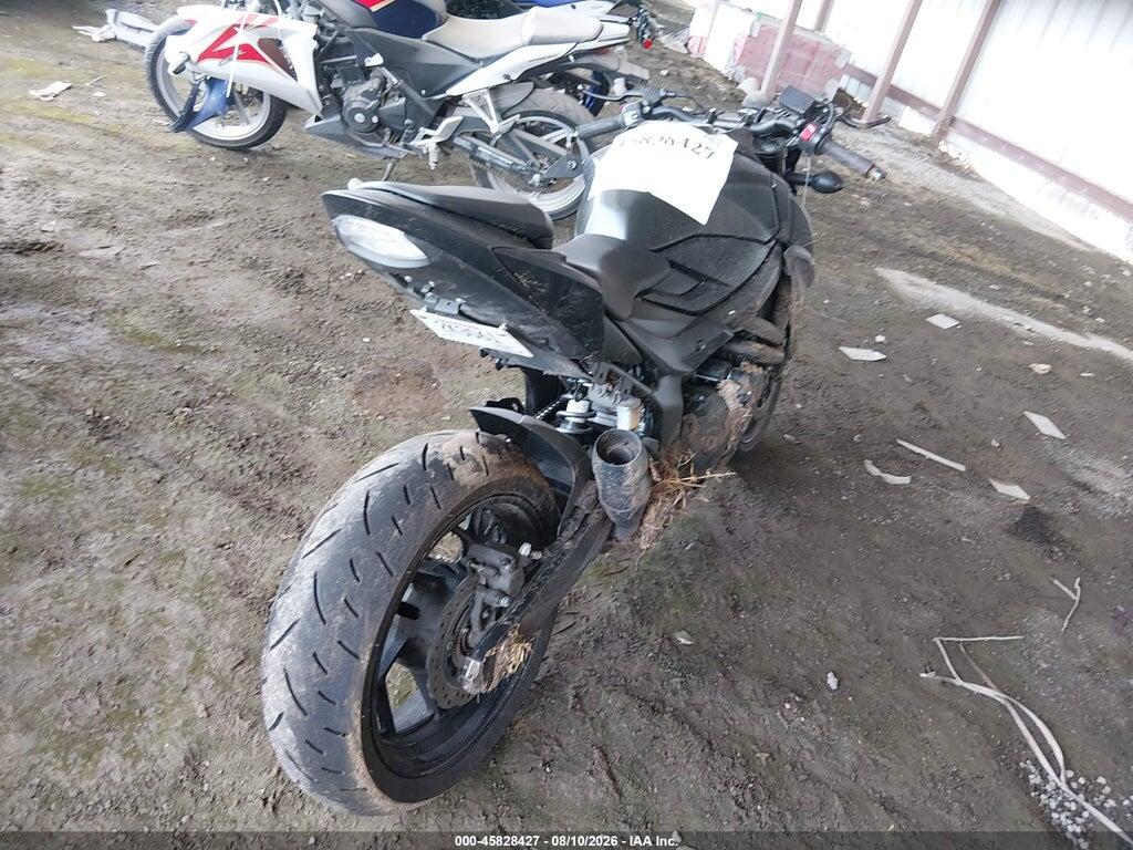 JS1C533B6L7100283 2020 SUZUKI GSX-S750 photo no. 4