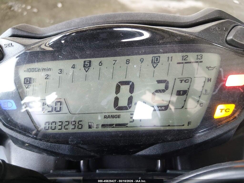 JS1C533B6L7100283 2020 SUZUKI GSX-S750 photo no. 7