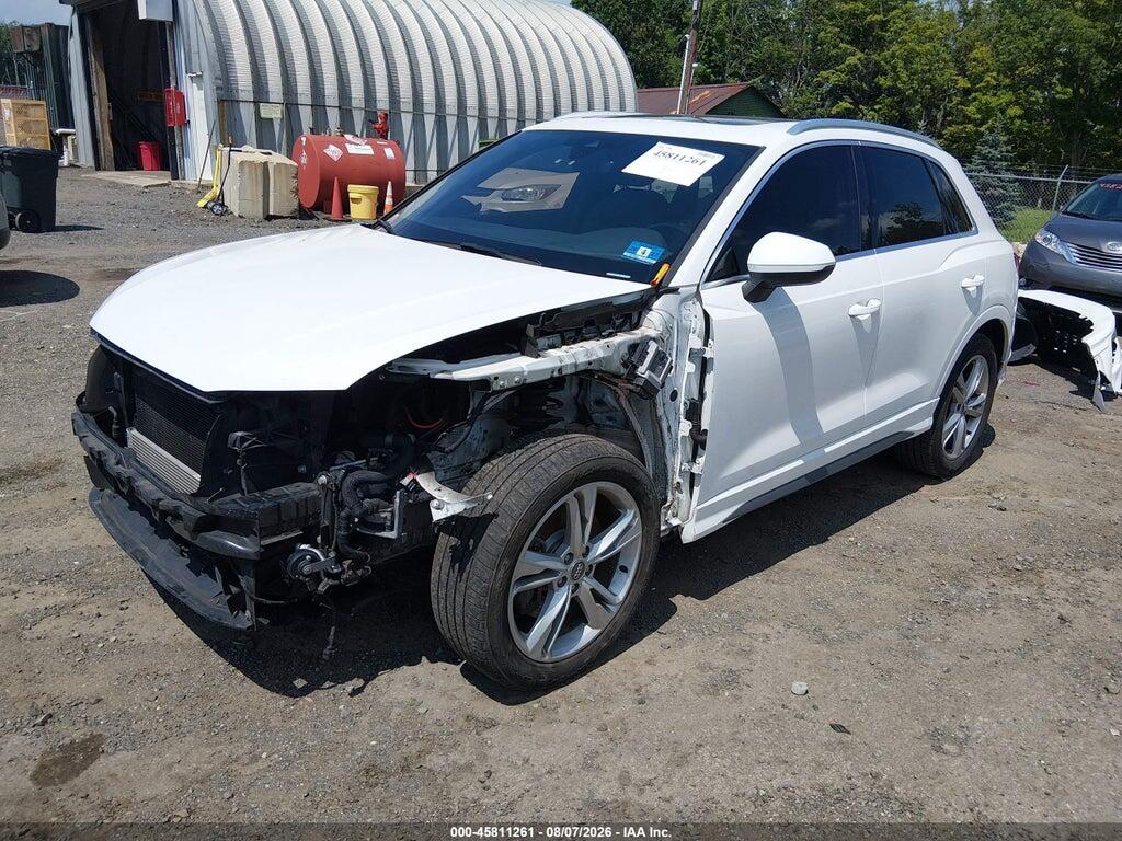 WA1DECF35L1115630 2020 AUDI Q3 photo no. 2
