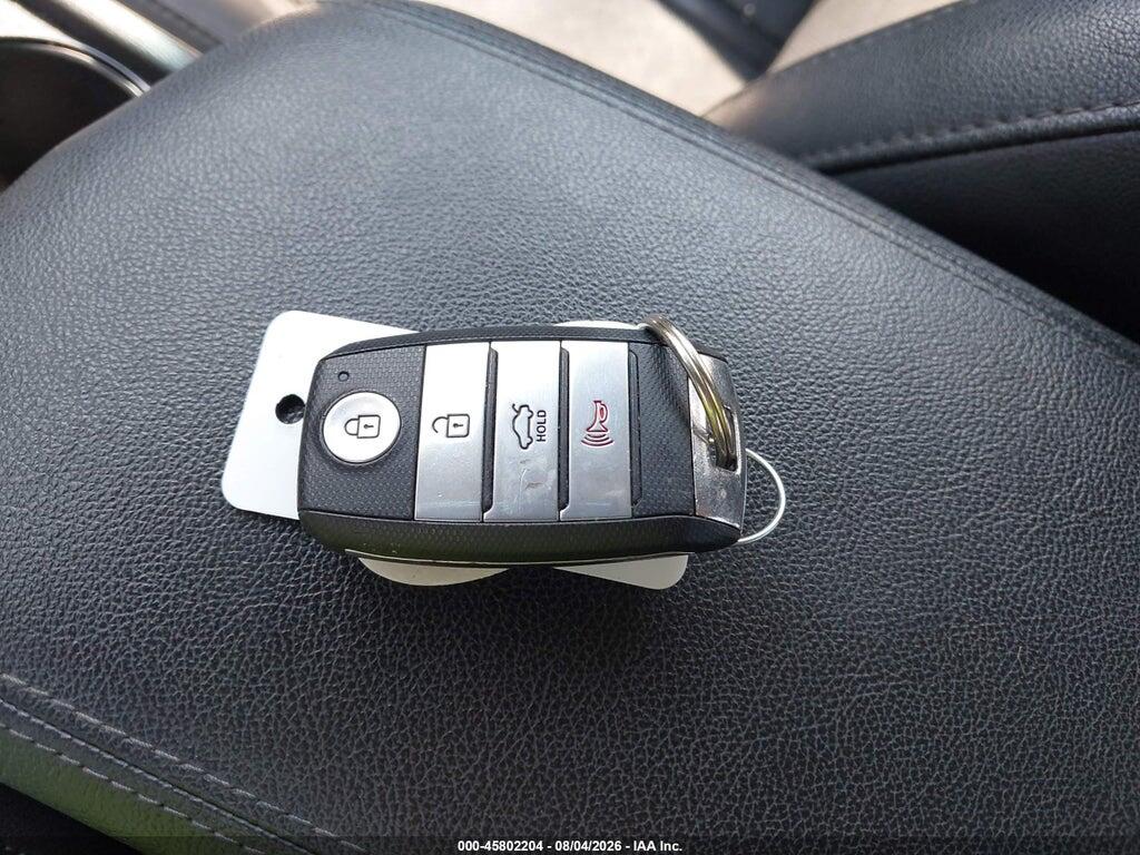 5XXGU4L1XLG430796 2020 KIA OPTIMA photo no. 11