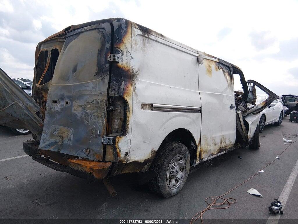 1N6BF0KY8LN800320 2020 NISSAN NV CARGO NV2500 HD photo no. 4