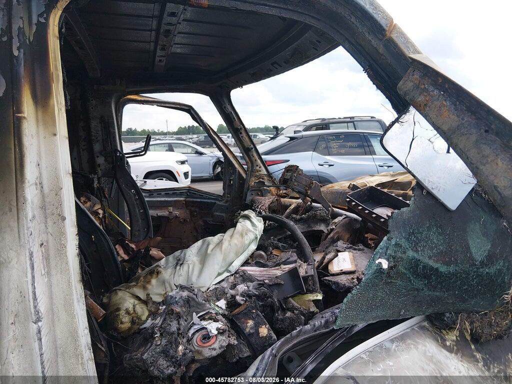 1N6BF0KY8LN800320 2020 NISSAN NV CARGO NV2500 HD photo no. 5