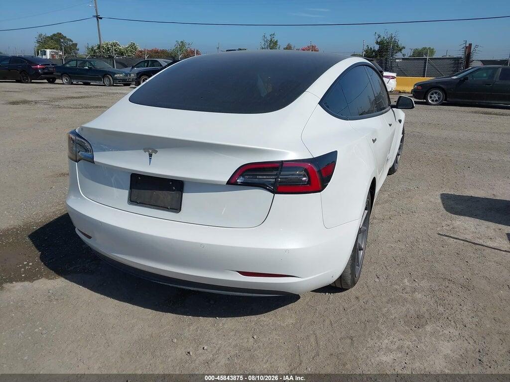 5YJ3E1EA6MF873863 2021 TESLA MODEL 3 photo no. 4