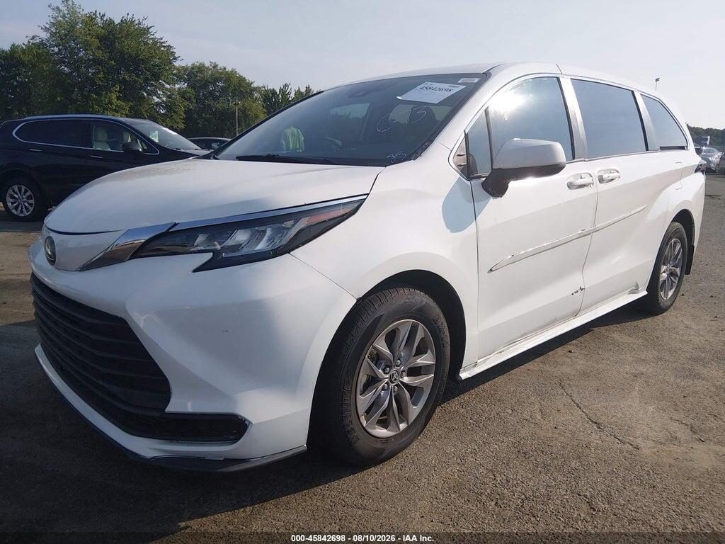 5TDKRKEC2MS007564 2021 TOYOTA SIENNA photo no. 2