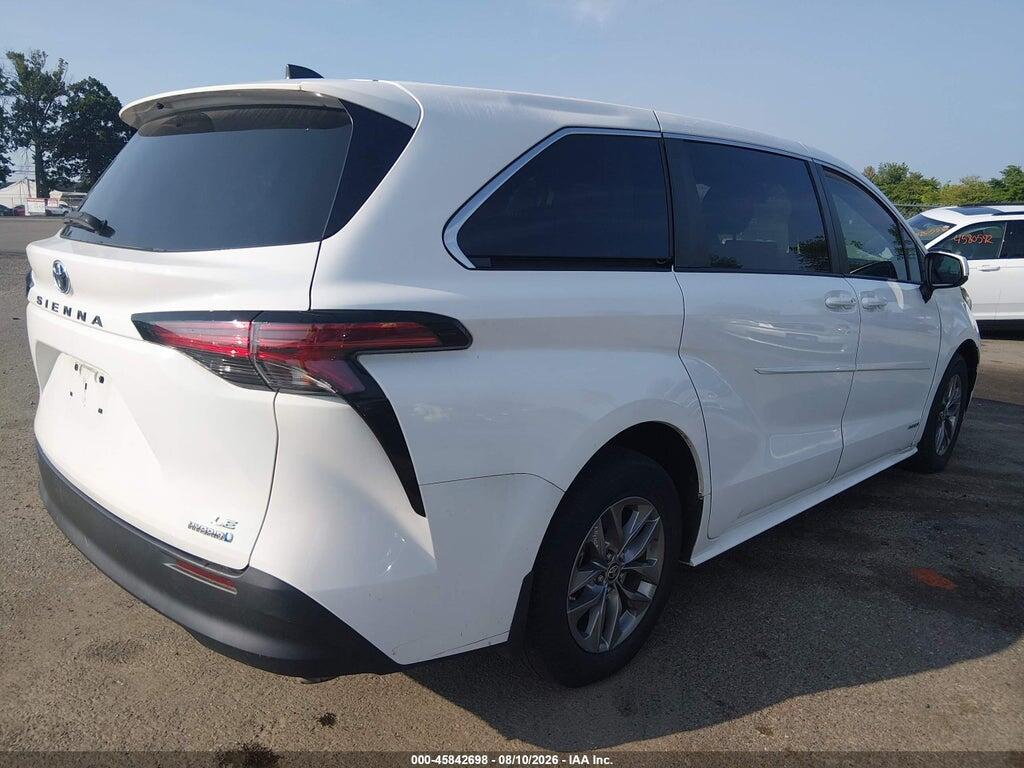 5TDKRKEC2MS007564 2021 TOYOTA SIENNA photo no. 4