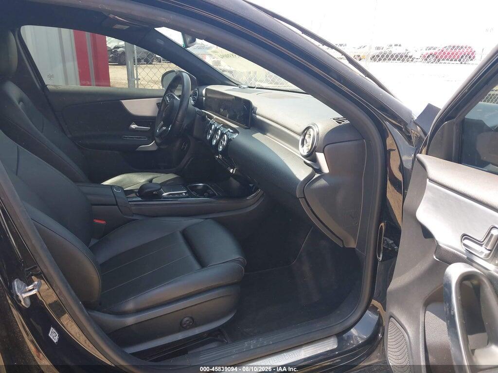 W1K3G4EB0MJ313839 2021 MERCEDES-BENZ A 220 photo no. 5