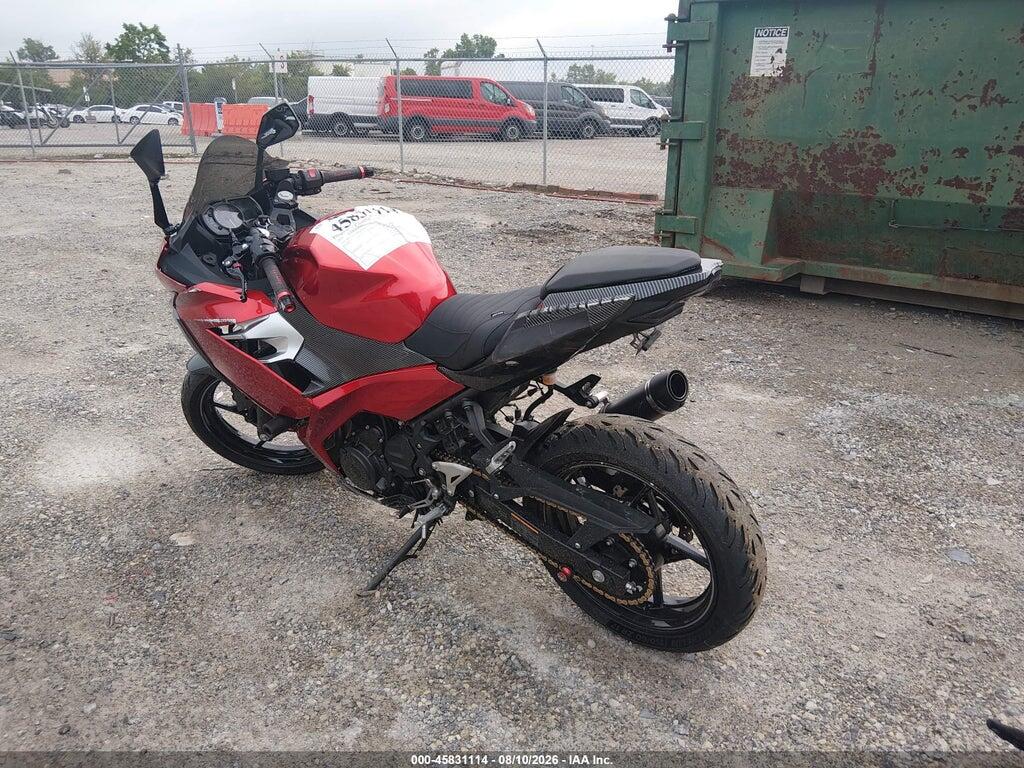 JKAEXKH12MDAA9929 2021 KAWASAKI EX400 photo no. 3