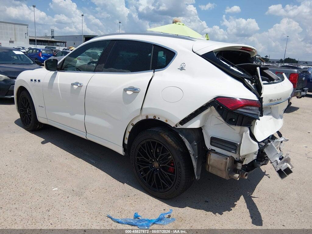ZN661XUL6MX363550 2021 MASERATI LEVANTE photo no. 3