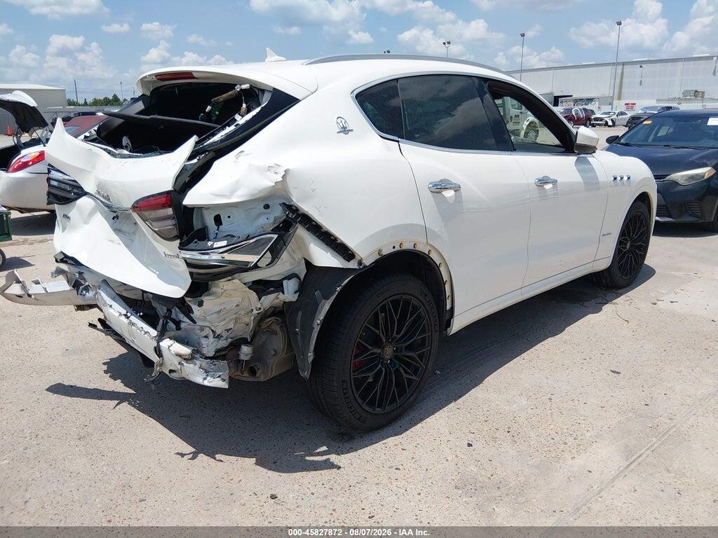 ZN661XUL6MX363550 2021 MASERATI LEVANTE photo no. 4