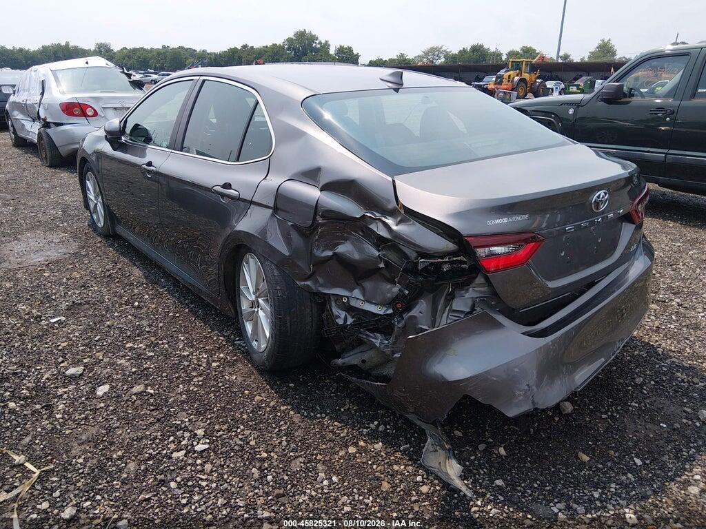 4T1C11AK2MU520744 2021 TOYOTA CAMRY photo no. 3