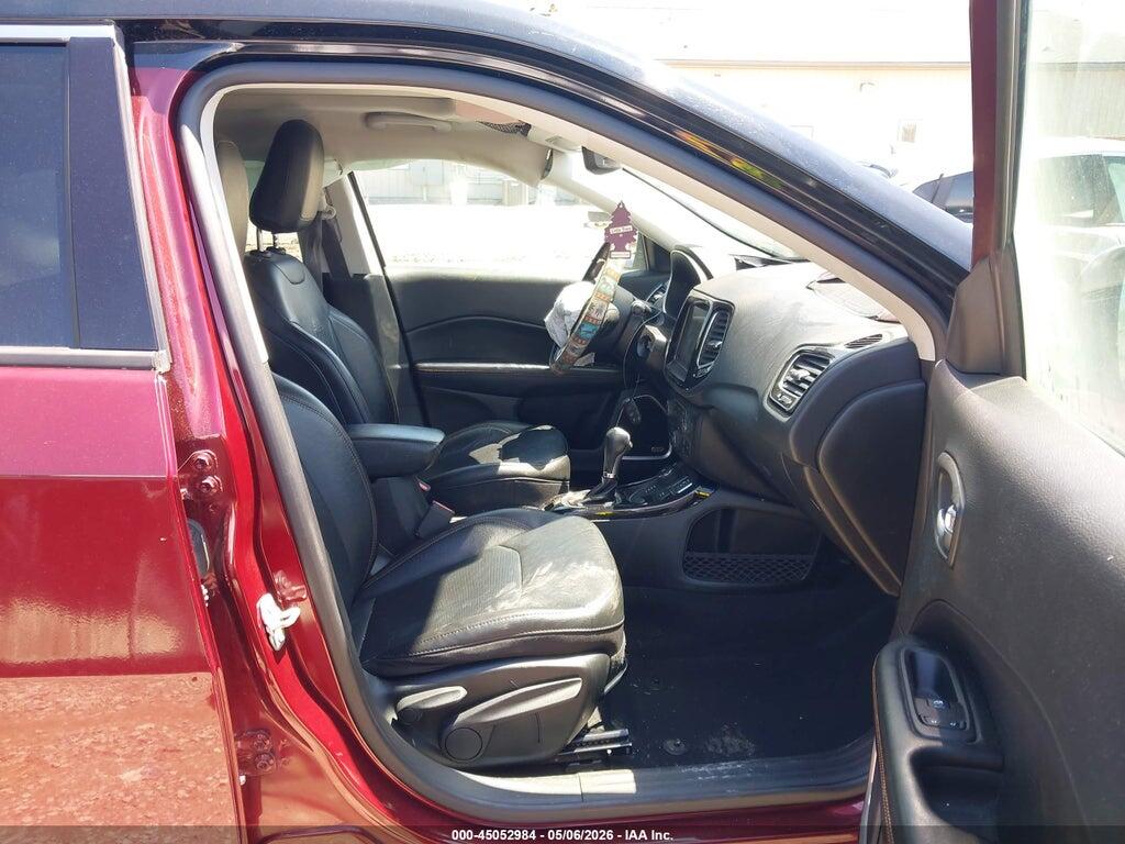 3C4NJDCB5MT578661 2021 JEEP COMPASS photo no. 5