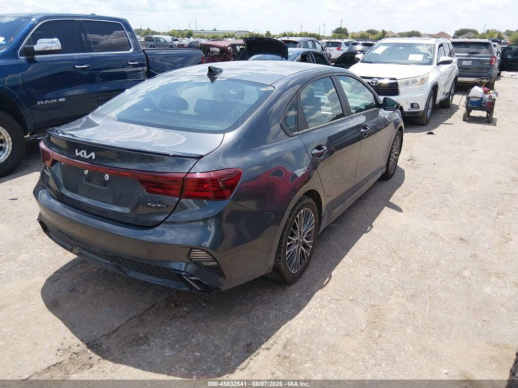 3KPF54AD2NE495983 2022 KIA FORTE photo no. 4