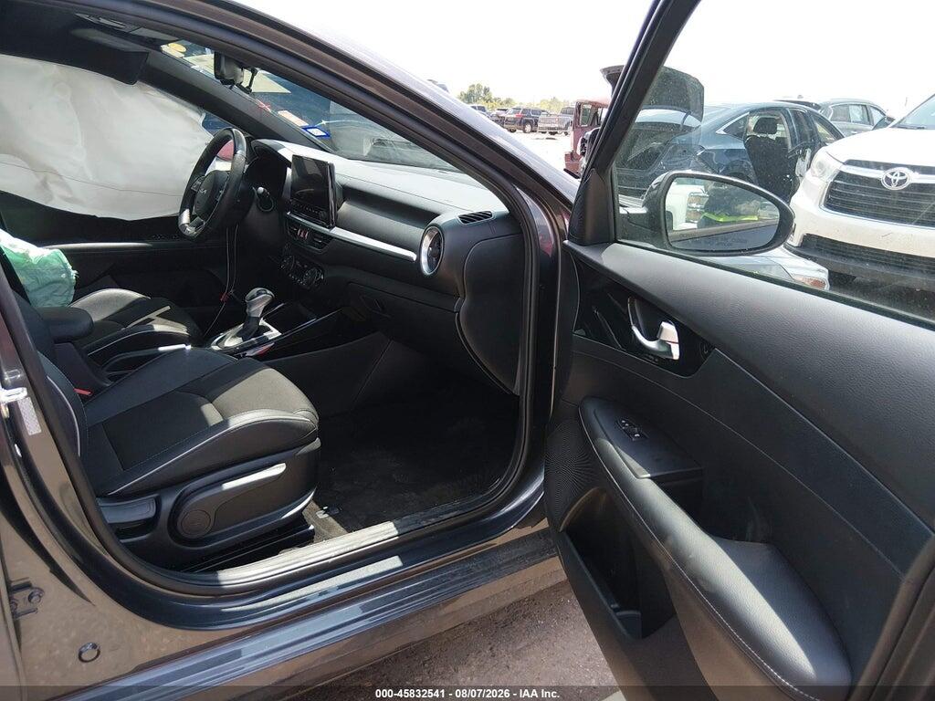 3KPF54AD2NE495983 2022 KIA FORTE photo no. 5