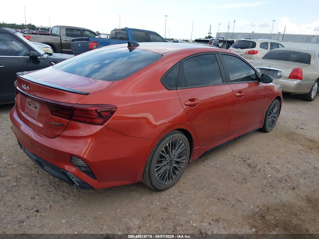 3KPF54AD2NE425657 2022 KIA FORTE photo no. 4