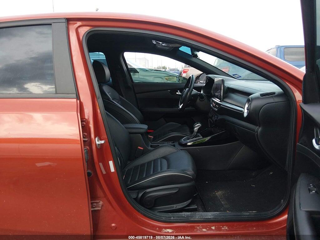 3KPF54AD2NE425657 2022 KIA FORTE photo no. 5