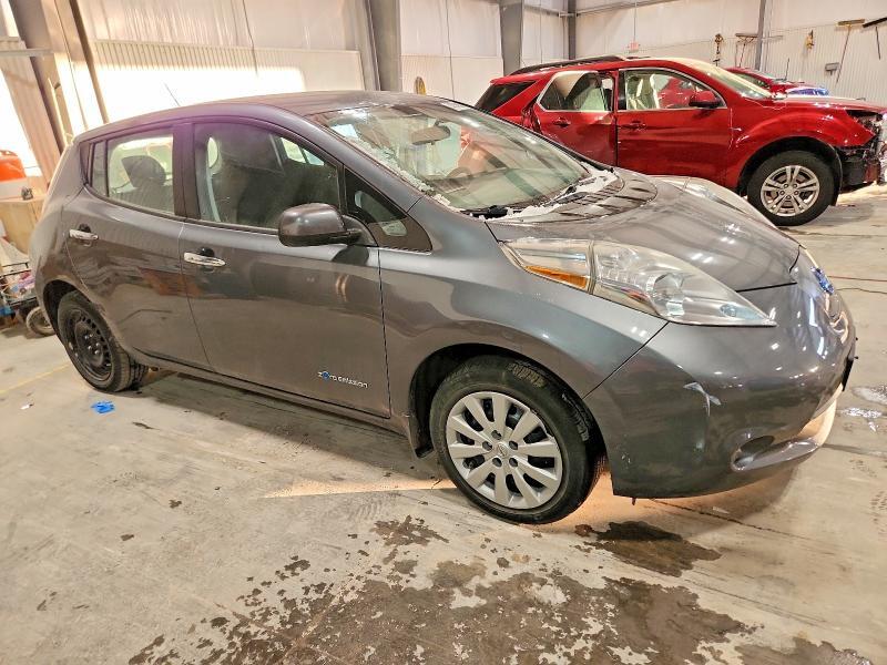 2016 NISSAN LEAF S — Фото 4 из 12