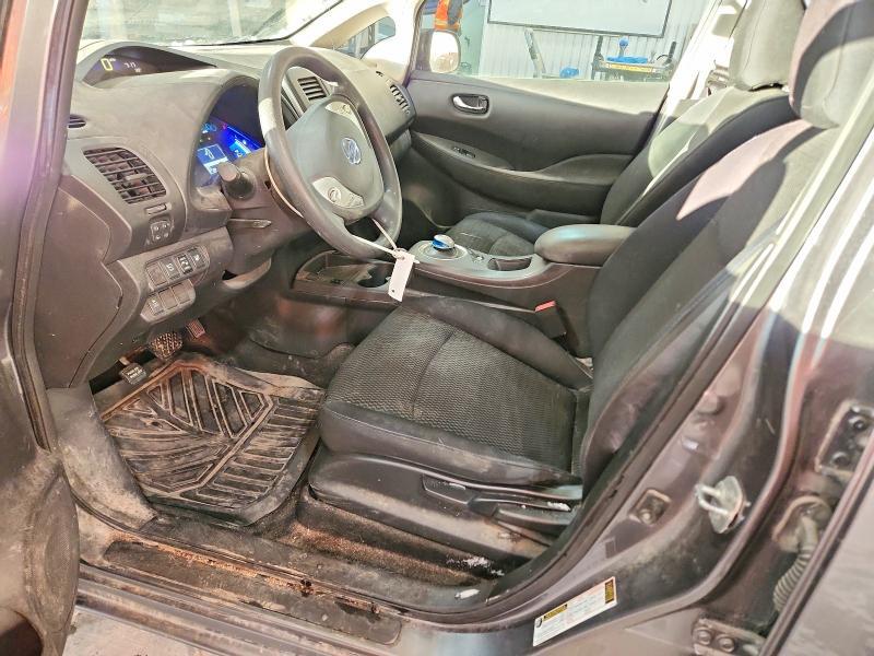 2016 NISSAN LEAF S — Фото 7 из 12