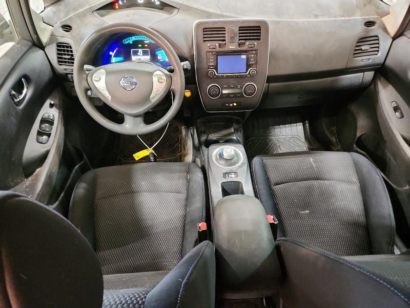 2016 NISSAN LEAF S — Фото 8 из 12