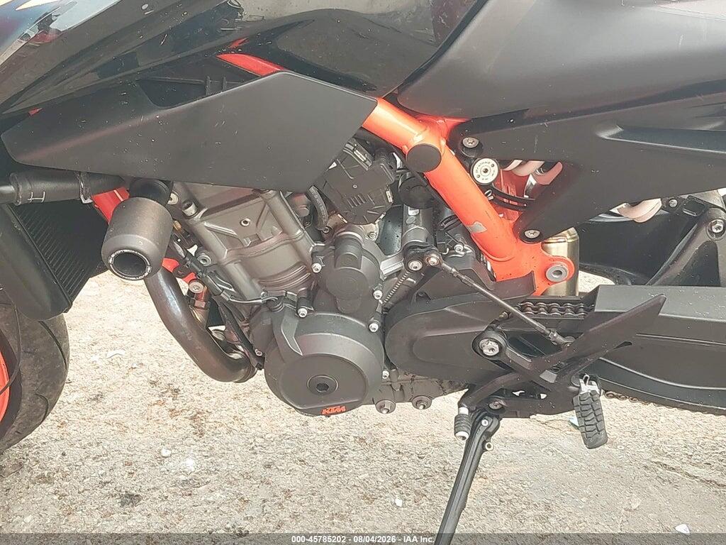 VBKTU9402NM840117 2022 KTM 890 photo no. 9