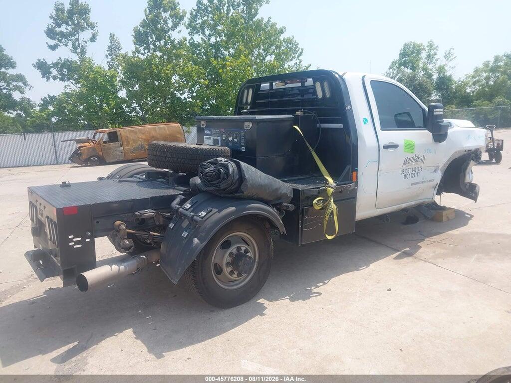 1GD38PEY6NF353646 2022 GMC SIERRA 3500HD photo no. 4