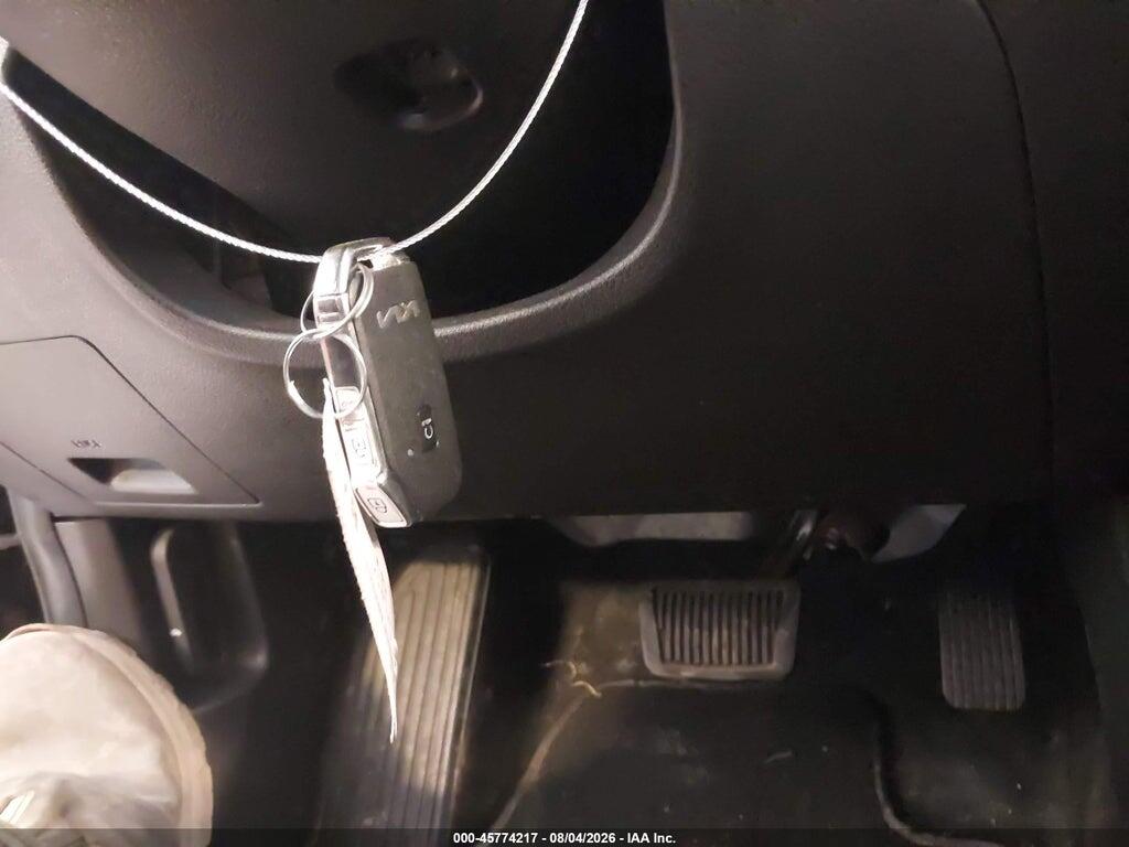 KNDEU2AA1N7263609 2022 KIA SELTOS photo no. 11