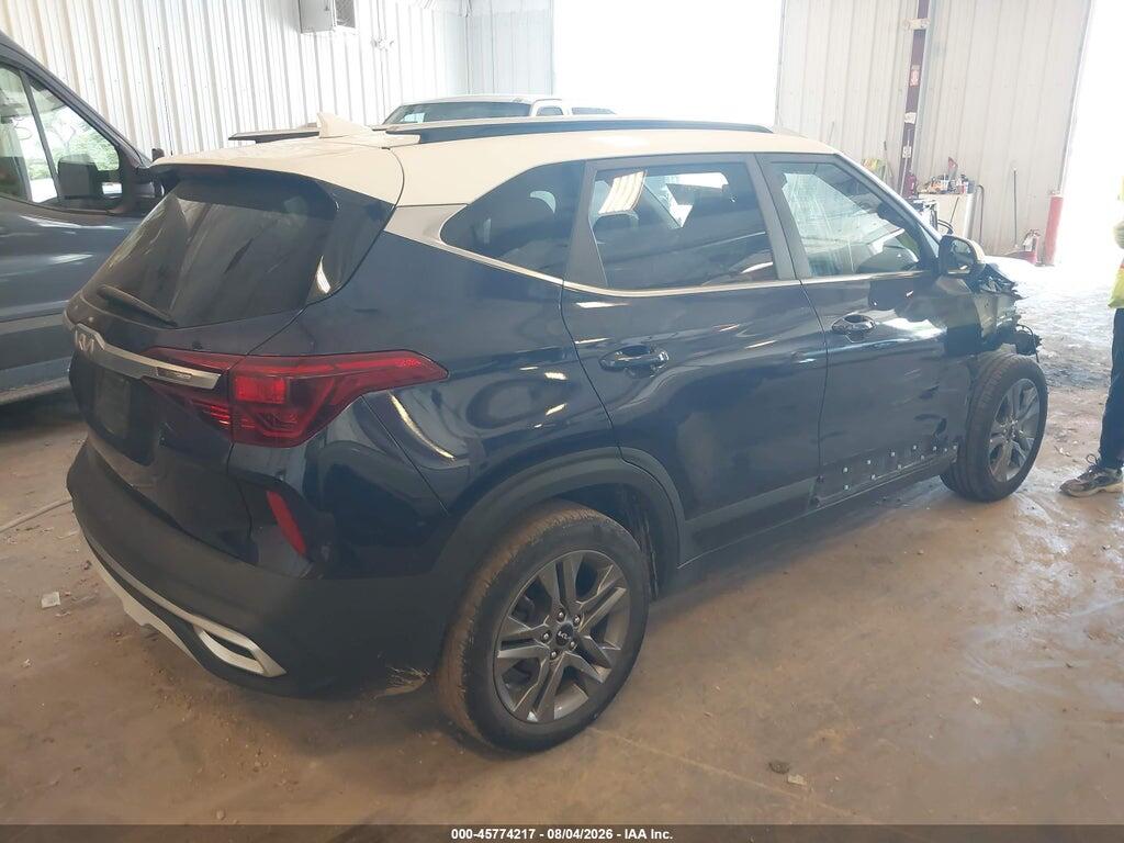KNDEU2AA1N7263609 2022 KIA SELTOS photo no. 4