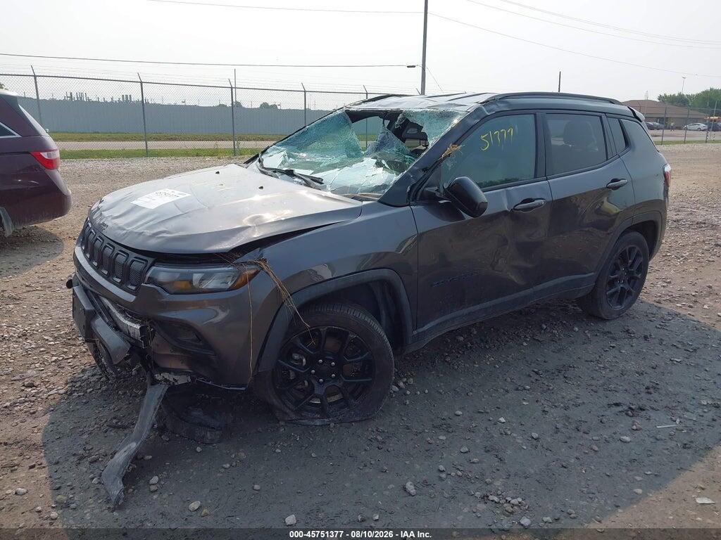 3C4NJDBB1NT184884 2022 JEEP COMPASS photo no. 2
