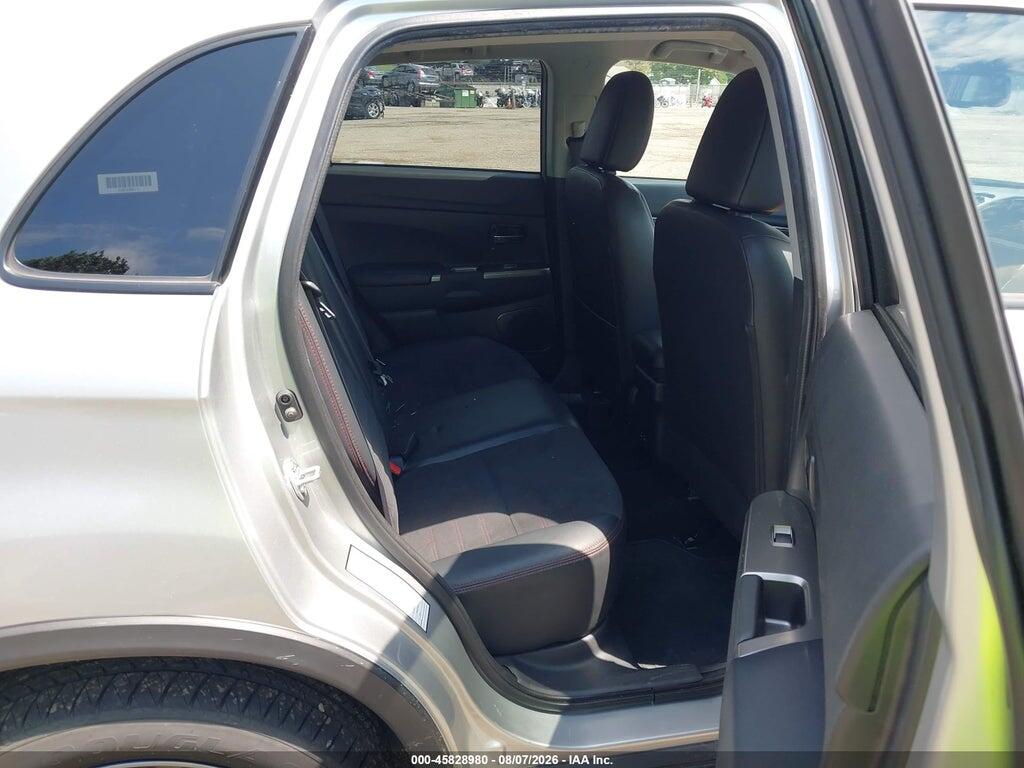 JA4ARUAU2PU015843 2023 MITSUBISHI OUTLANDER SPORT photo no. 8