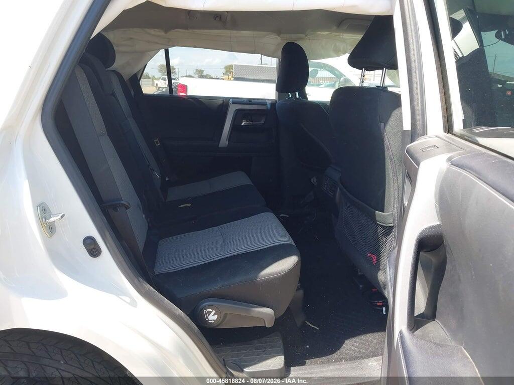 JTEEU5JR2P5285569 2023 TOYOTA 4RUNNER photo no. 8