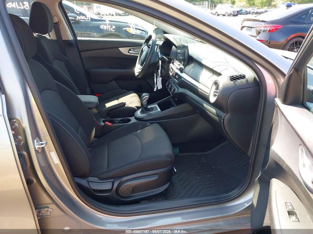 3KPF24AD3PE583615 2023 KIA FORTE photo no. 5