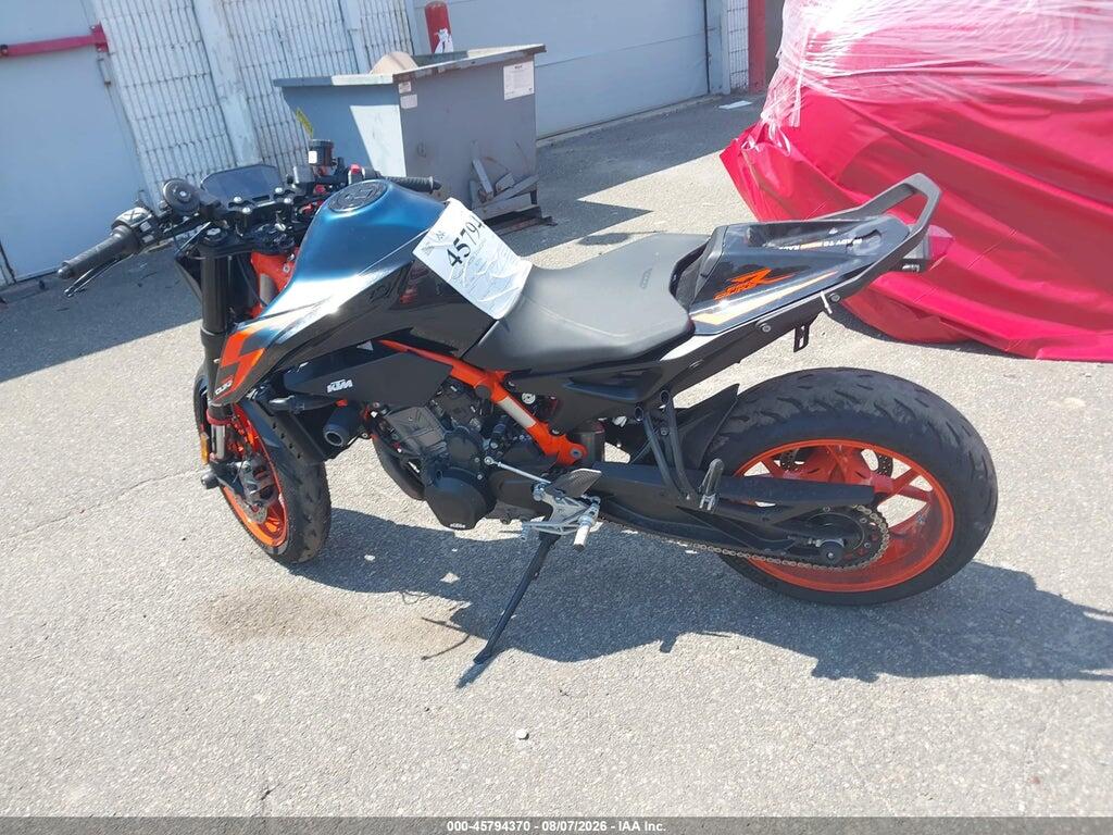 VBKTU9408PM848418 2023 KTM 890 photo no. 12