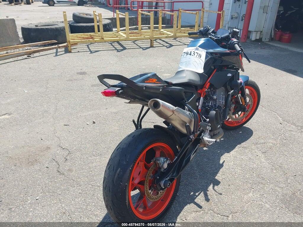 VBKTU9408PM848418 2023 KTM 890 photo no. 4