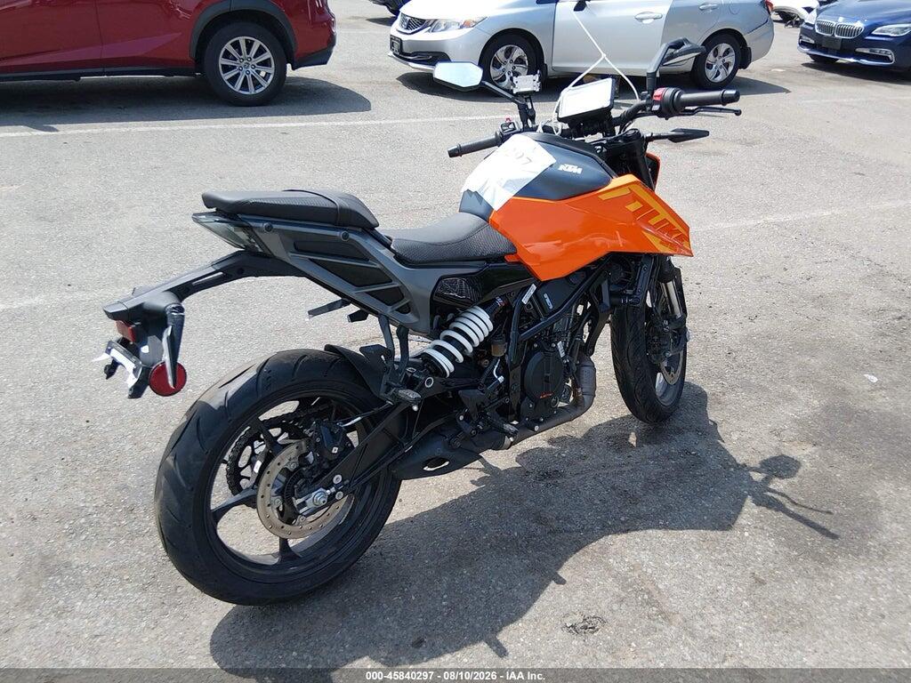MD2JPE402RN065246 2024 KTM 250 photo no. 4