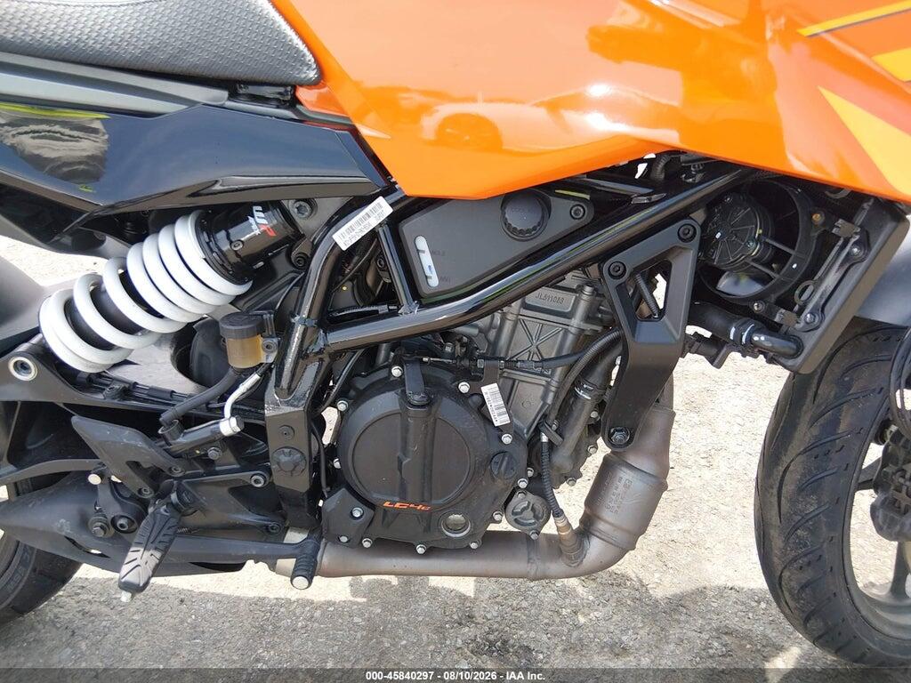 MD2JPE402RN065246 2024 KTM 250 photo no. 8