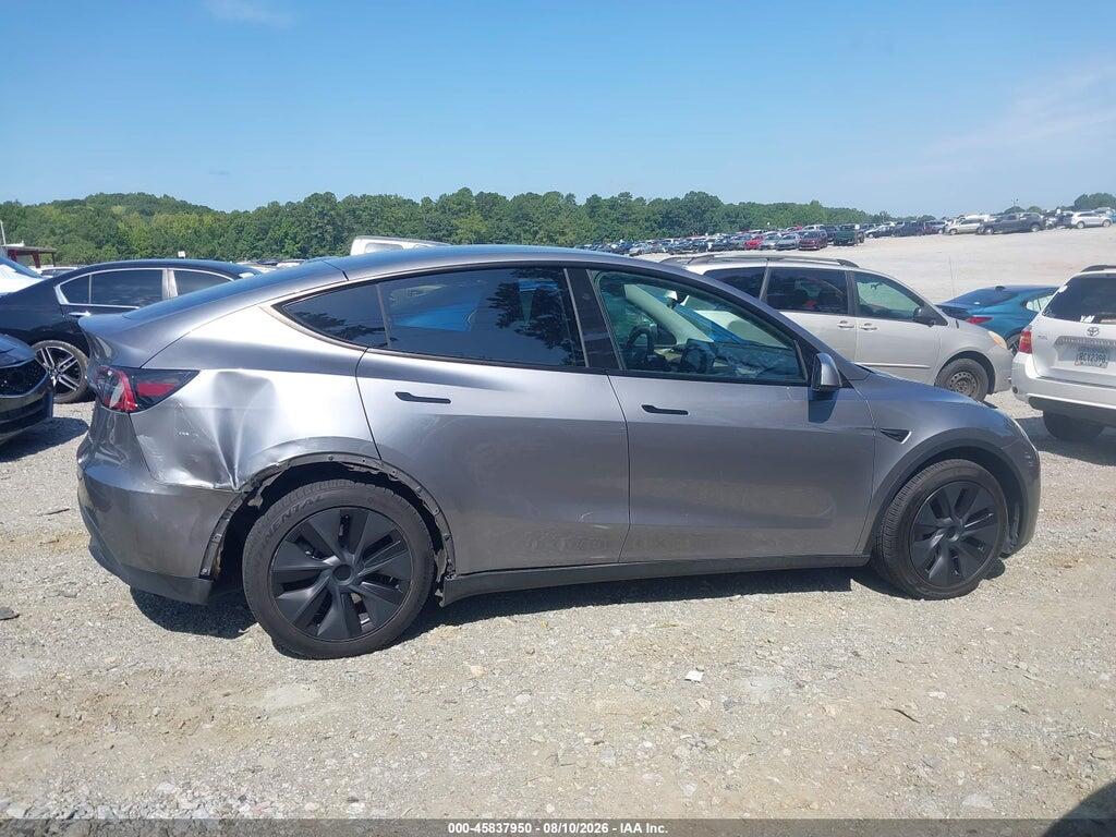 7SAYGDEE7RA302877 2024 TESLA MODEL Y photo no. 11